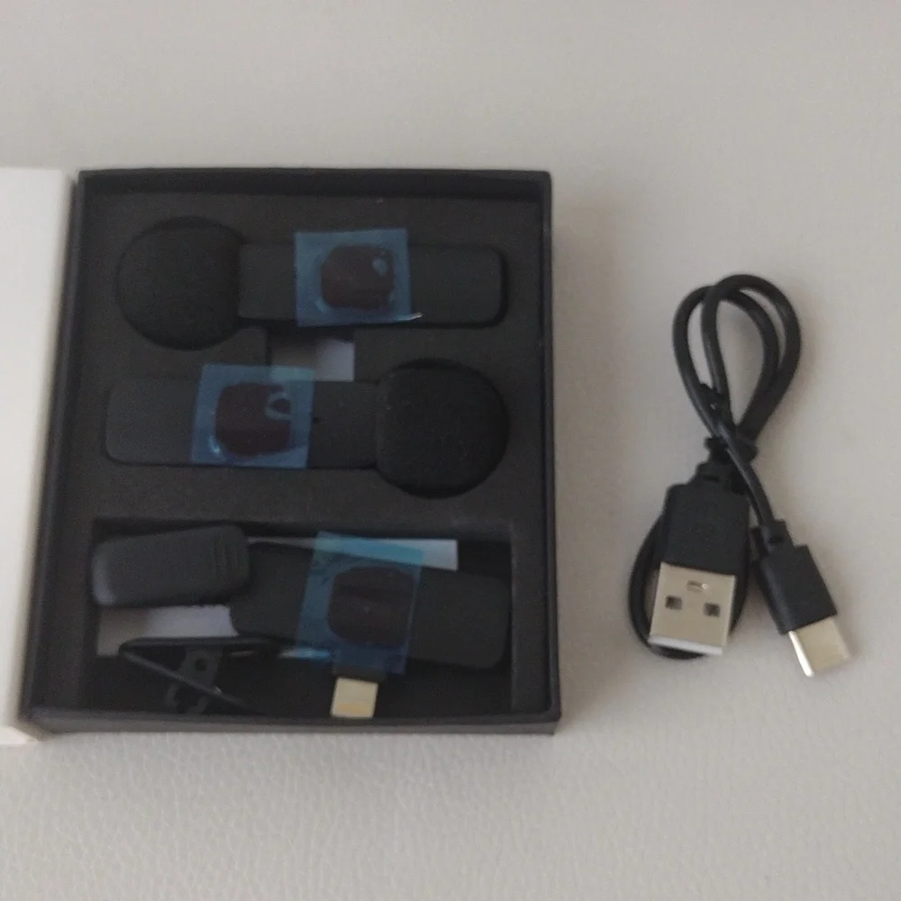 Wireless Lavalier Microphone for Smartphones
